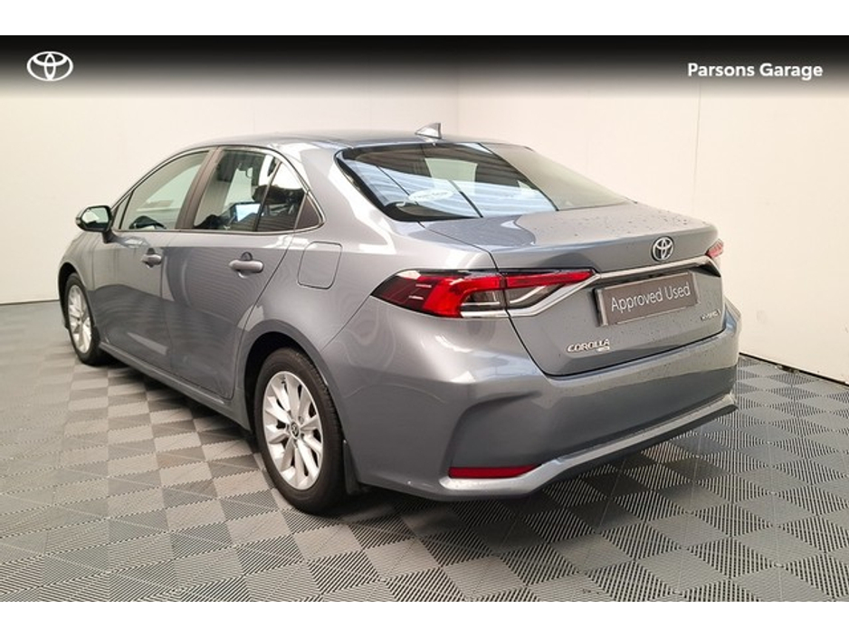 2022 Toyota Corolla COROLLA HYBRID LUNA €22,995