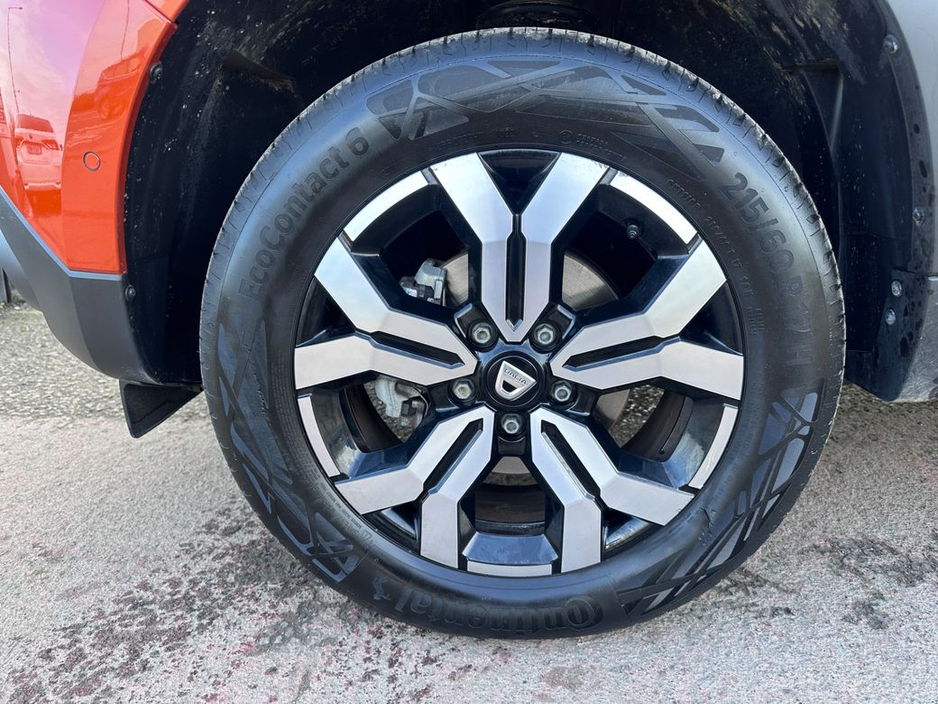 2022 Dacia Duster - image 34