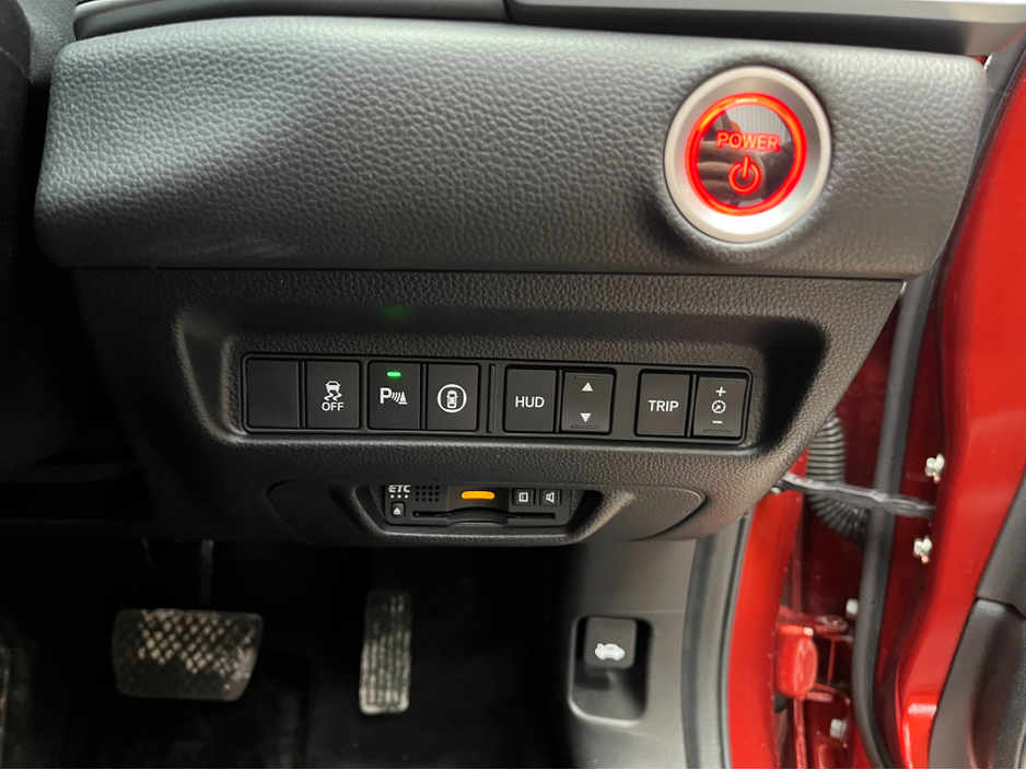 2020 BMW 5 Series - image 15