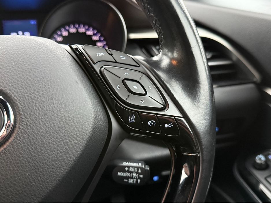 2017 Toyota C-HR 1.8 Hybrid, High Spec Sol, New Nct 01/2028, Full Main Dealer Service History, Sat Nav, Bluetooth, Reversing Camera, Cruise Control, Lane Assist, A/C, Finance Available, Service & Warranty Included, €16,950