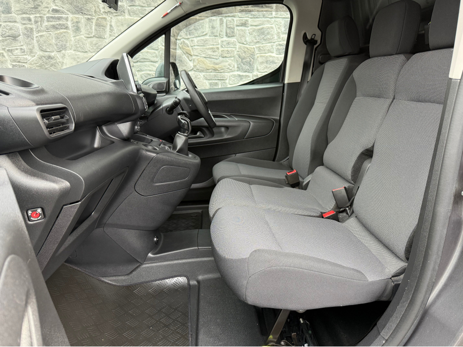 2019 Peugeot Partner PROF PLUS 1.6 HDI FSH €11,950