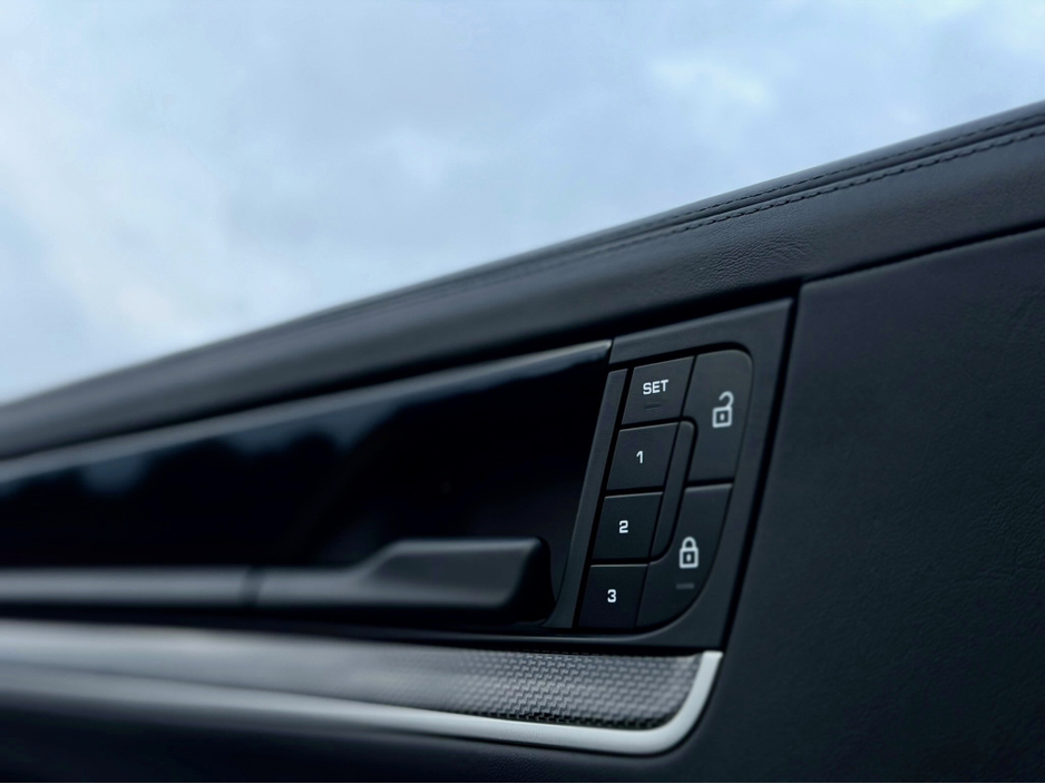 2024 Porsche Cayenne - image 15