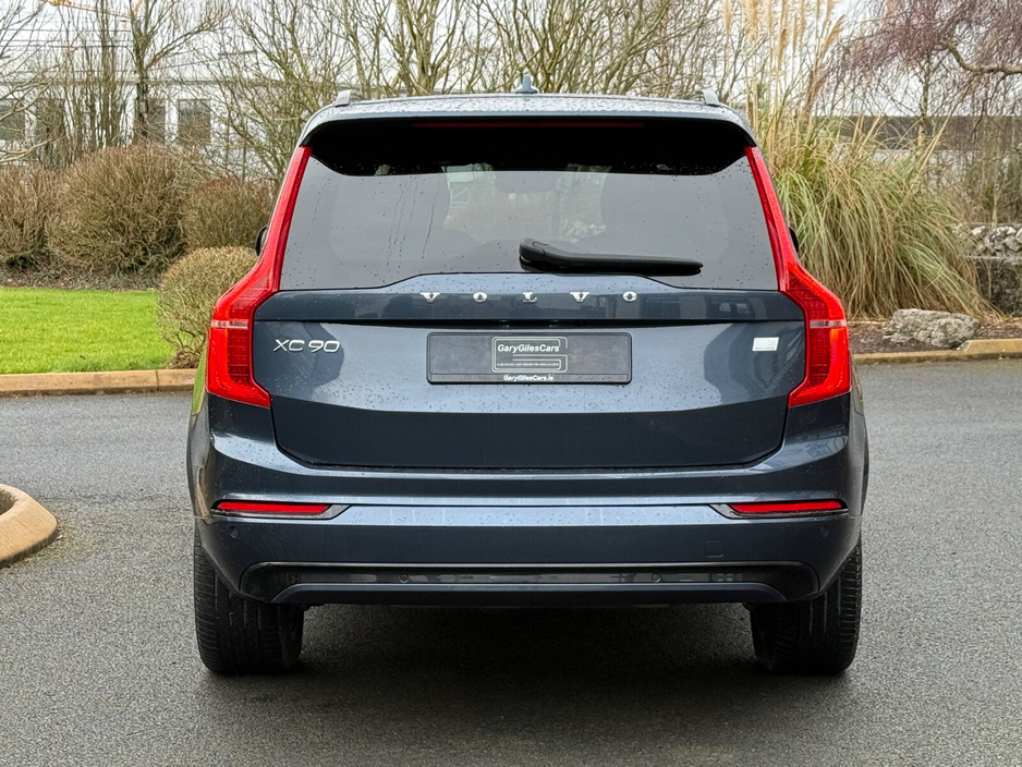2023 Volvo XC90 - image 6