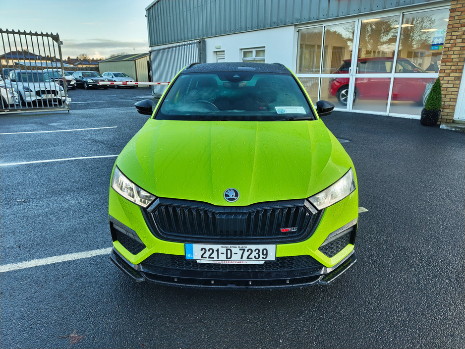 2022 Skoda Octavia - image 4