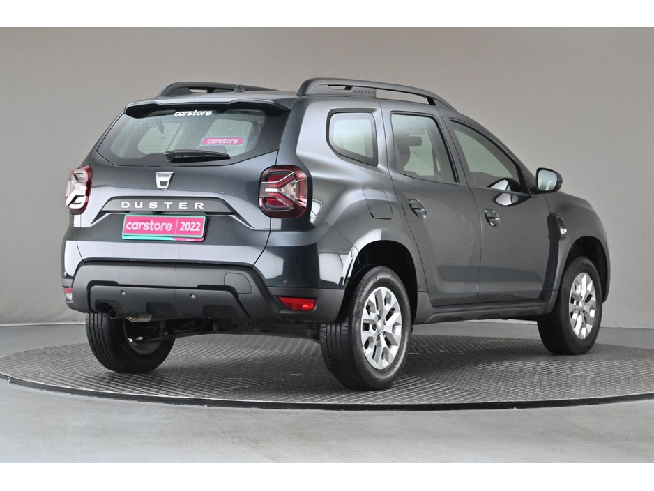 2022 Dacia Duster - image 9