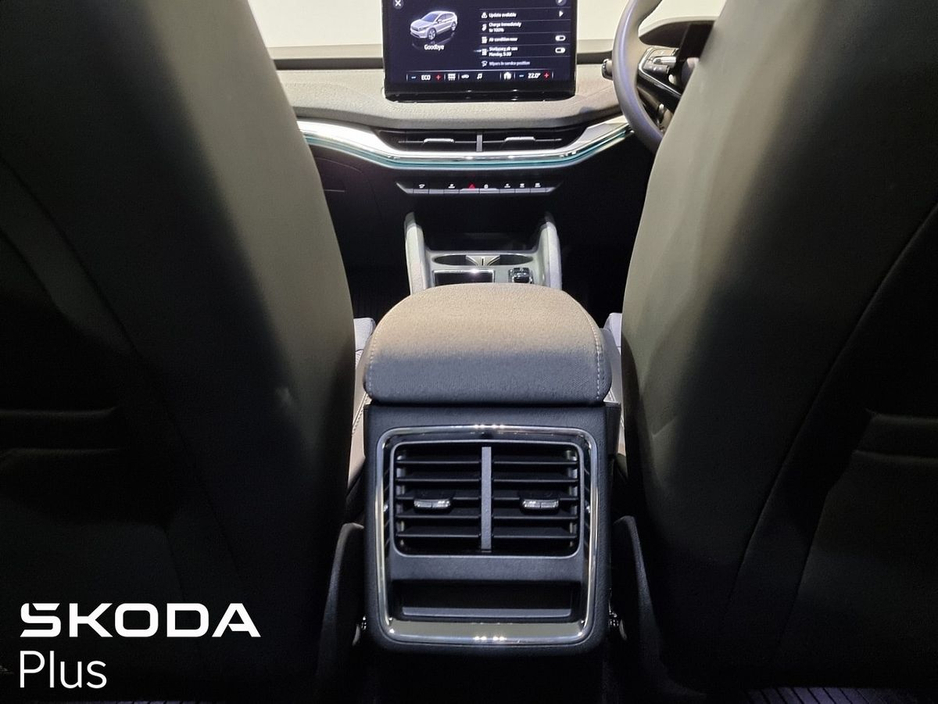2023 Skoda Enyaq - image 24
