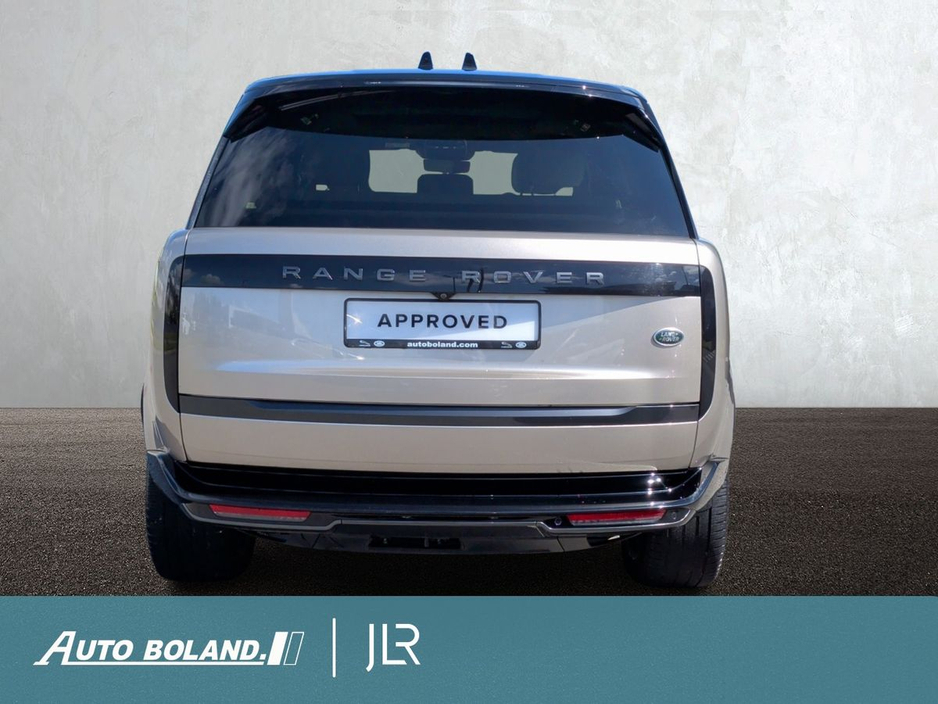 2023 Land Rover Range Rover - image 7