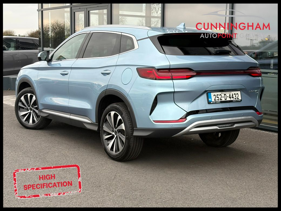 2025 BYD Seal U - image 2