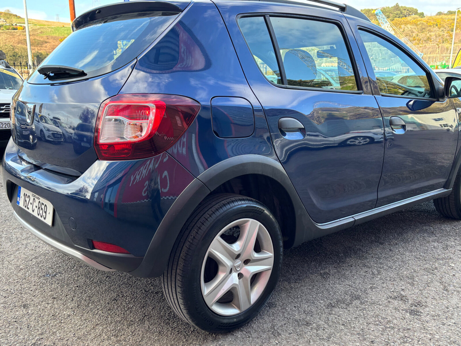 2016 Dacia Sandero Stepway - image 16
