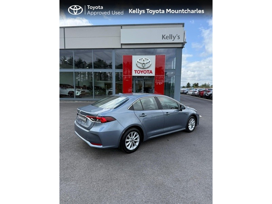 2021 Toyota Corolla - image 9