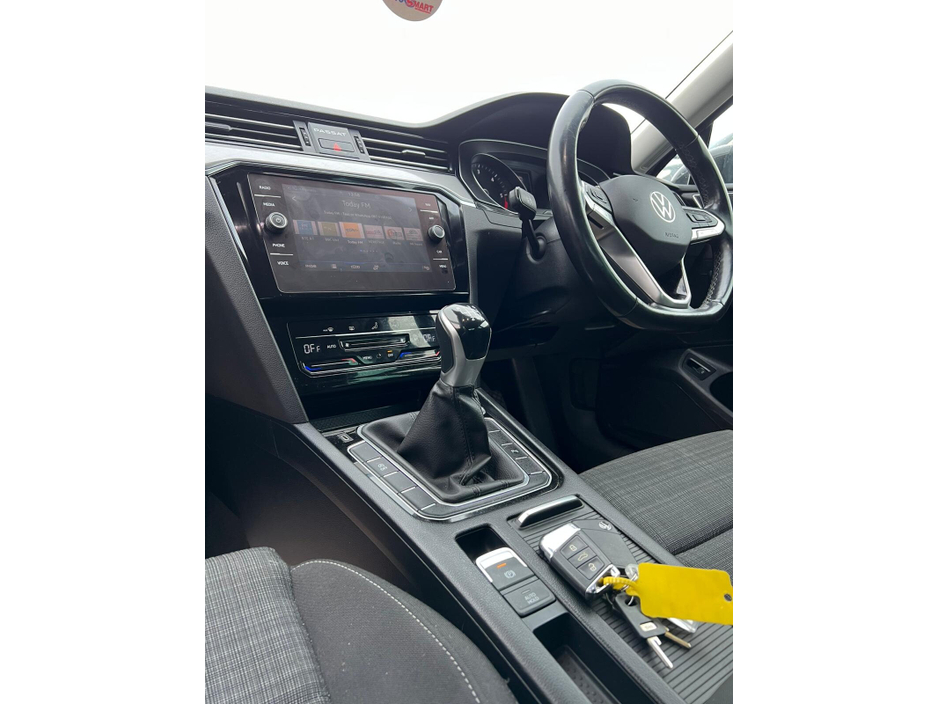 2021 Volkswagen Passat 2.0 TDI 150HP Business €18,950