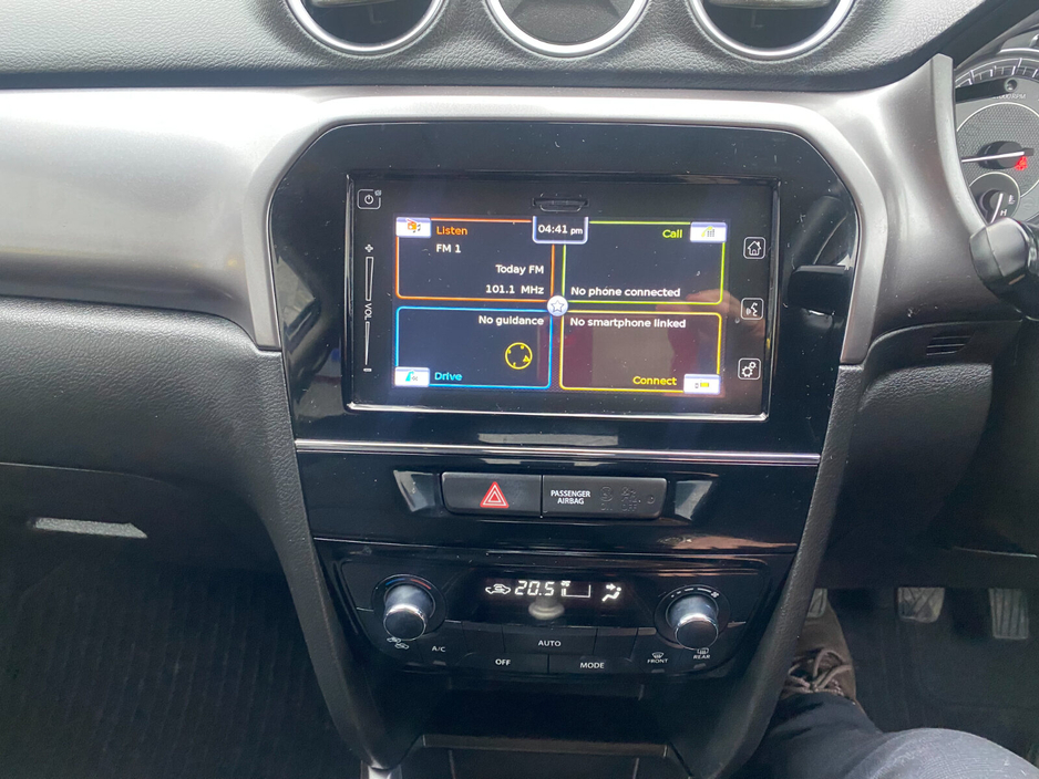 2023 Suzuki Vitara - image 16