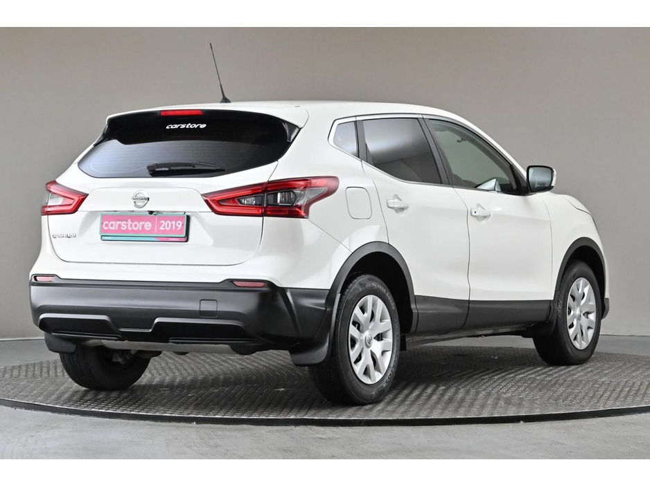 2019 Nissan Qashqai - image 9