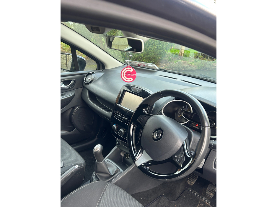 2016 Renault Clio IV DYNAMIQUE NAV 1.2 PETR 4DR €8,200