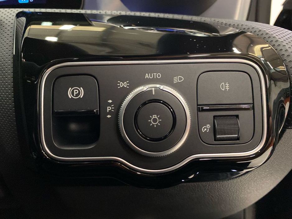 2024 Mercedes-Benz CLA Class - image 20