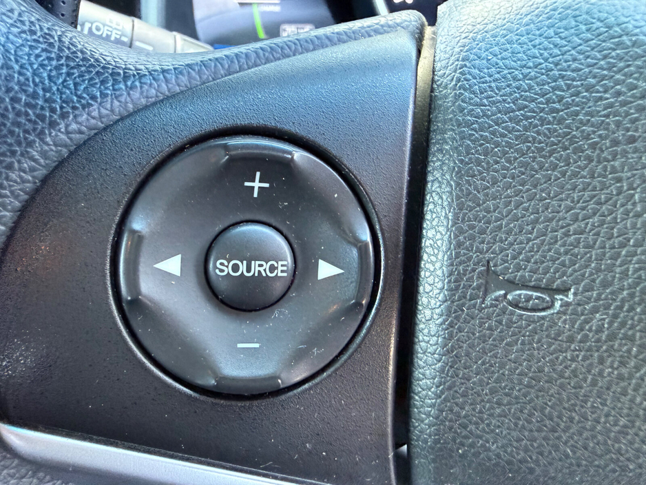 2016 Honda Fit - image 15