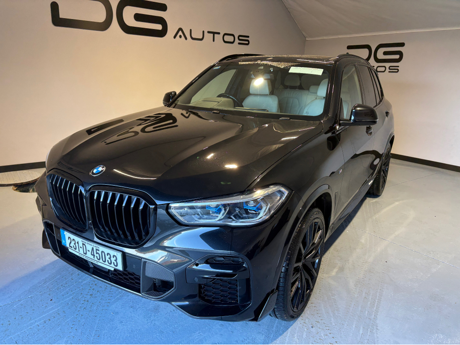 2023 BMW X5 MSport - BIG SPEC - PAN ROOF- CREAM LEATHER €95,950
