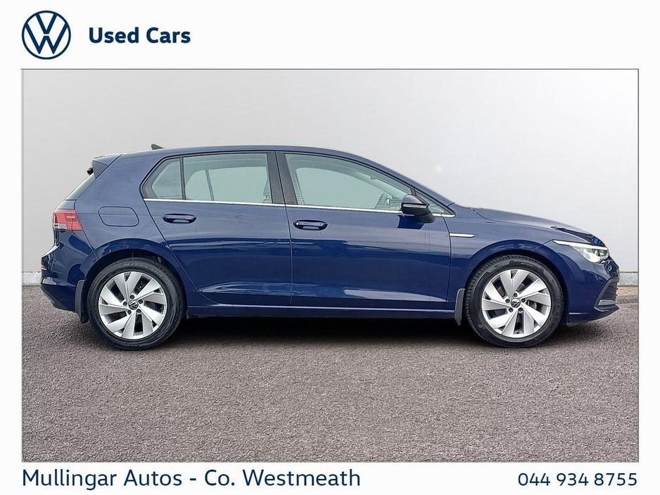 2021 Volkswagen Golf - image 10