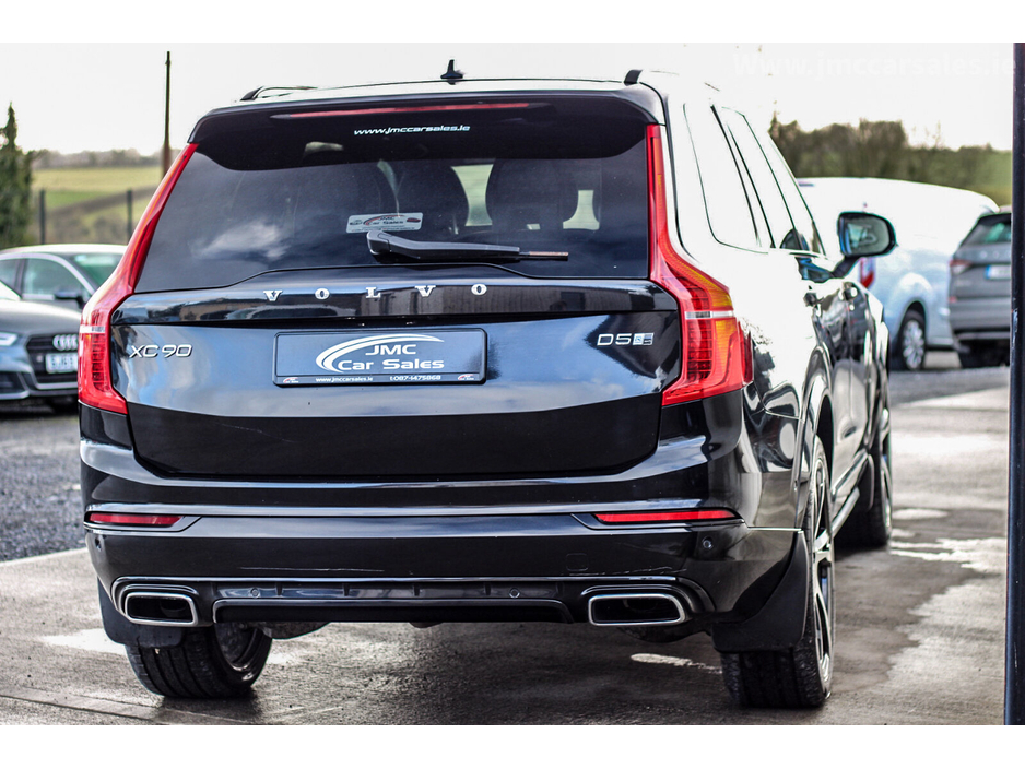 2017 Volvo XC90 D5 (235hp) AWD R-Design Geartronic €33,995