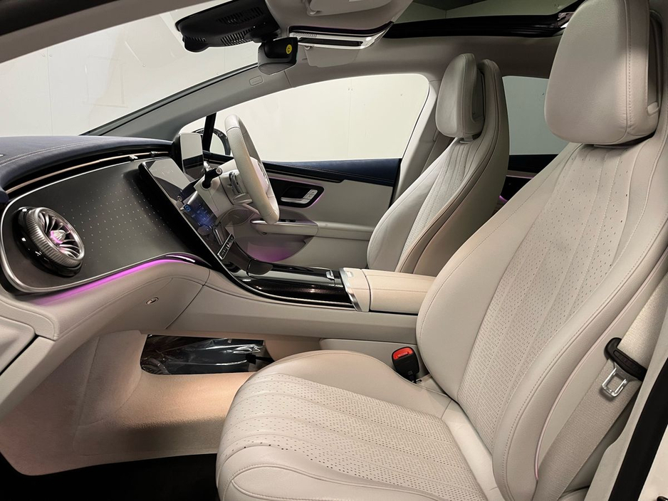 2025 Mercedes-Benz EQE 300 AMG - 21 Inch Alloys - Reversing Camera - Panoramic Sunroof - Ambient Lighting - Sat Nav - Climate Control - Heated Seats - Keyless Start - Apple CarPlay/Android Auto