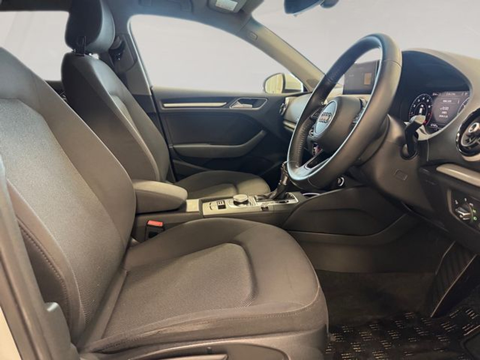 2017 Audi A3 - image 11