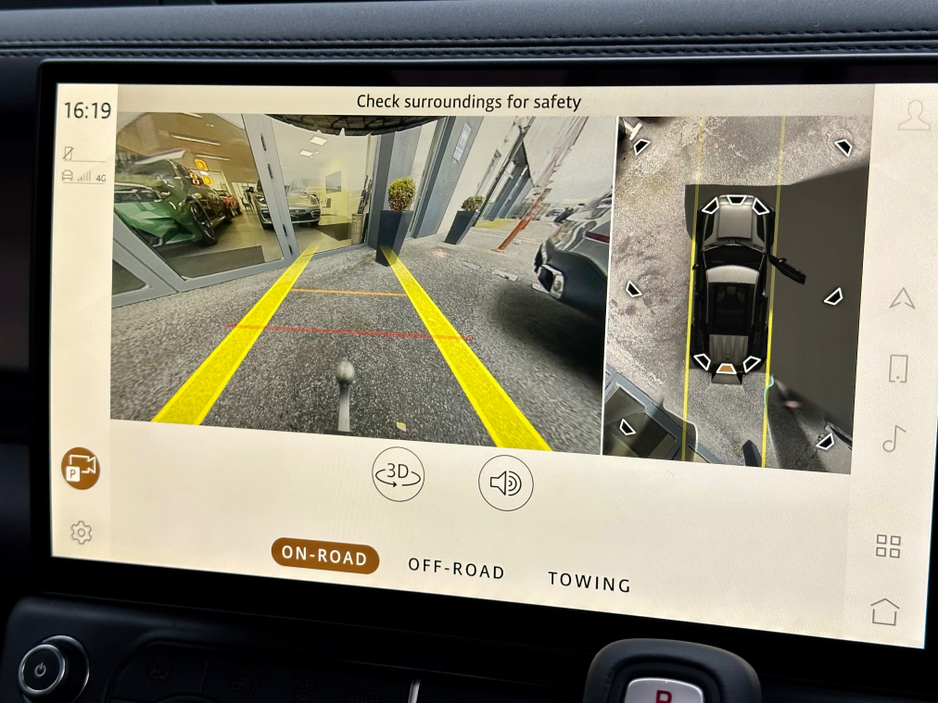 2026 Land Rover Defender Borosco Grey /  X-DYNAMIC SE €119,950