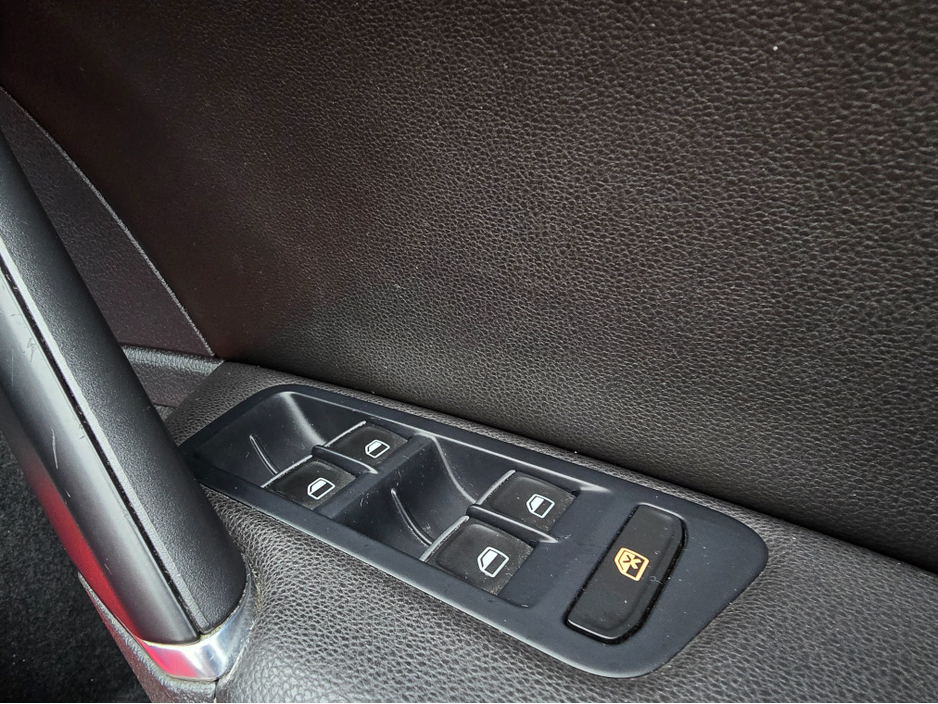 2015 Volkswagen Golf 2.0 TSI R 4X4 300PS 5DR €22,950