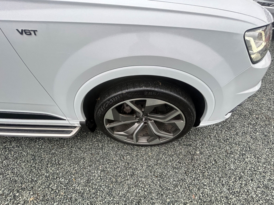 2017 Audi Q7 - image 33