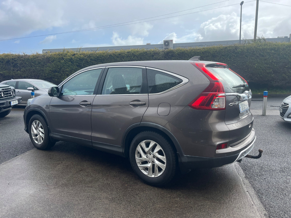 2016 Honda CR-V - image 11