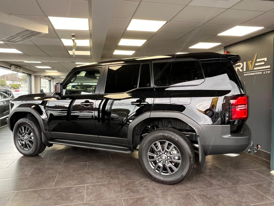 2026 Toyota Landcruiser - image 7