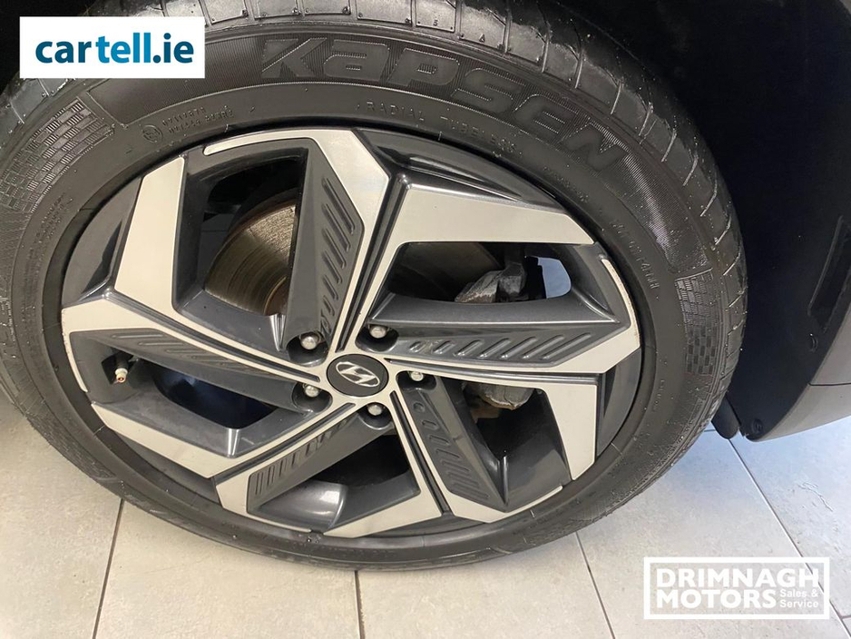 2022 Hyundai Tucson - image 9