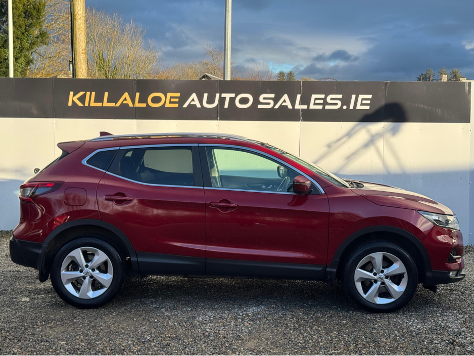 2018 Nissan Qashqai 1.6 SV 18 4DR pan roof €15,950