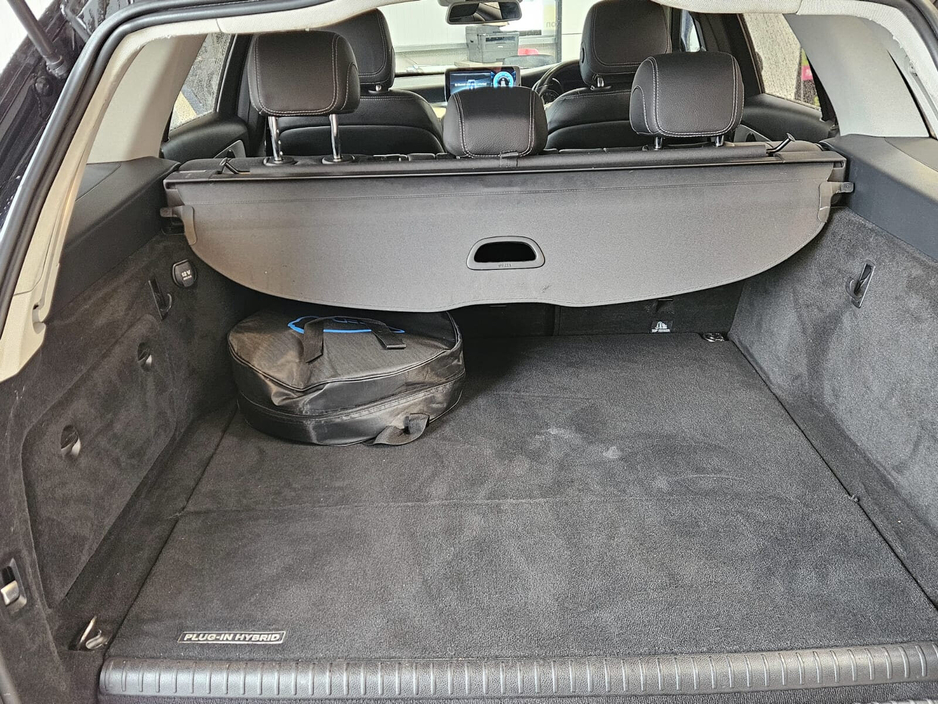 2016 Mercedes-Benz C Class - image 6