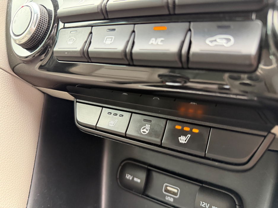 2019 Kia Sportage - image 21