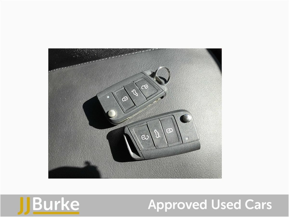 2022 Volkswagen T-Cross - image 16