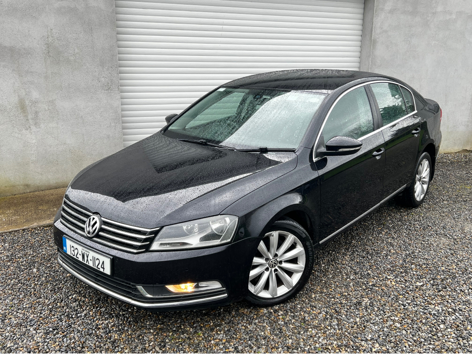 2013 Volkswagen Passat - image 11