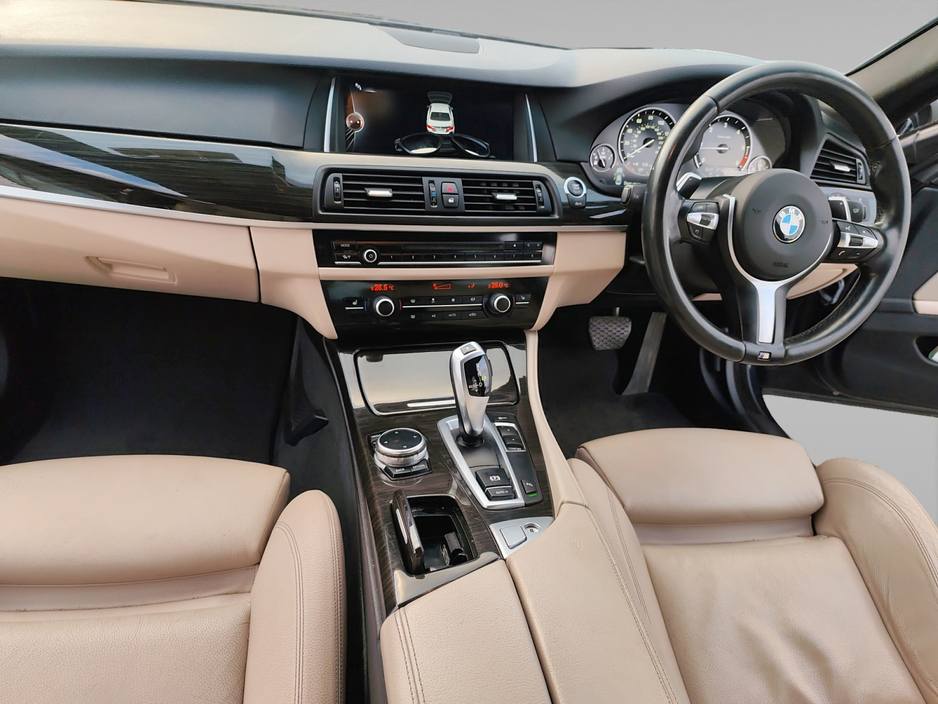 2014 BMW 5 Series - image 11