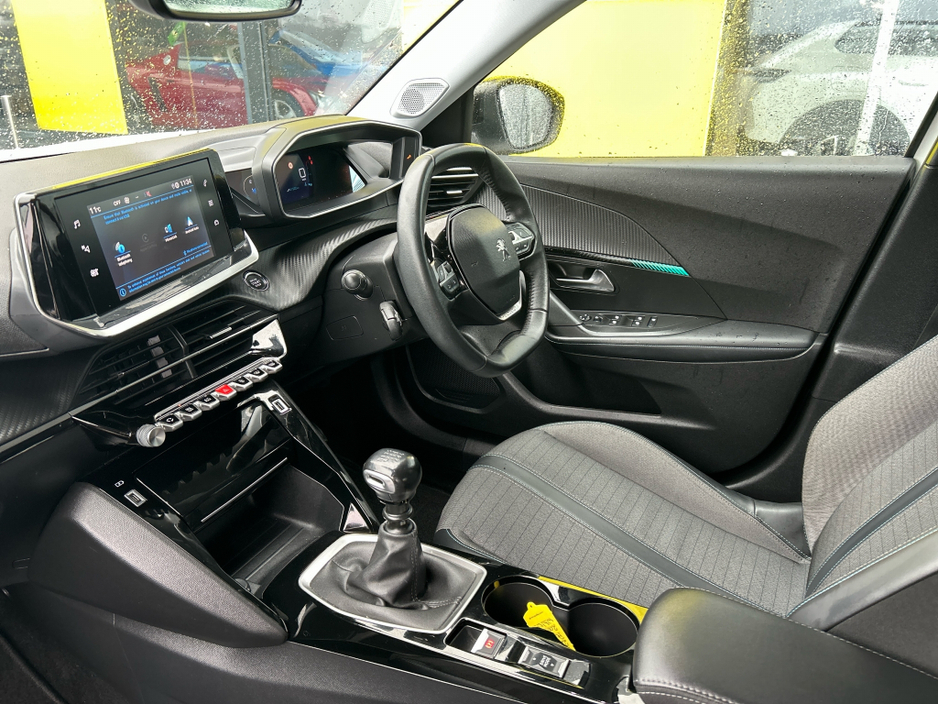 2022 Peugeot 2008 ALLURE 1.2 100 4DR