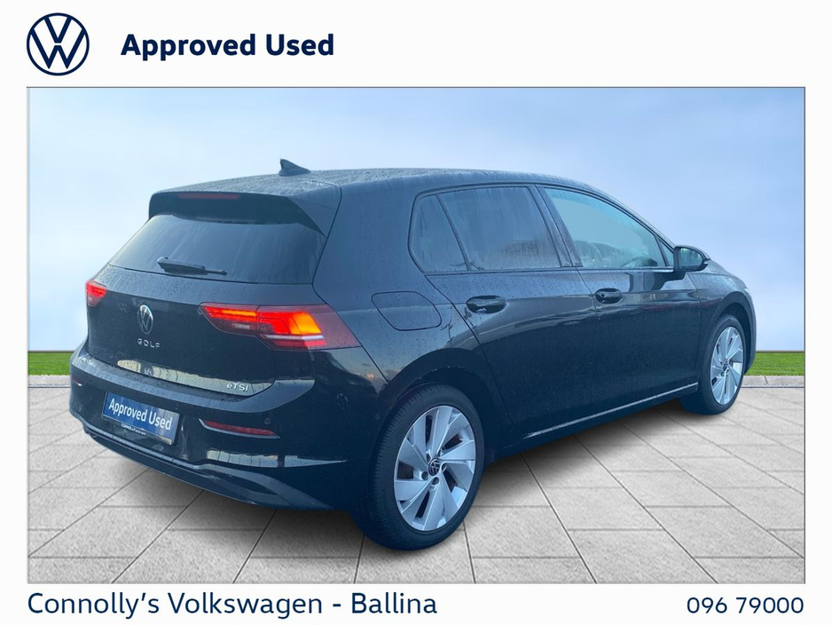 2025 Volkswagen Golf - image 3