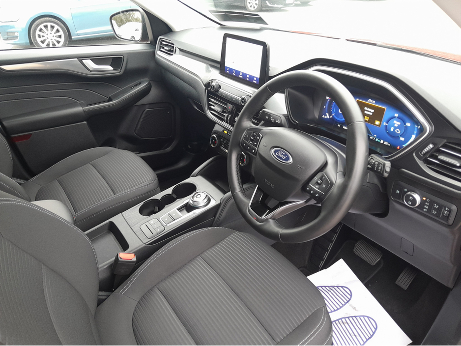 2023 Ford Kuga - image 18