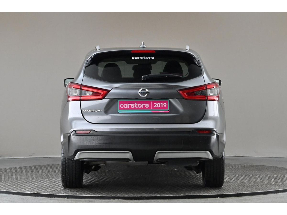 2019 Nissan Qashqai - image 8