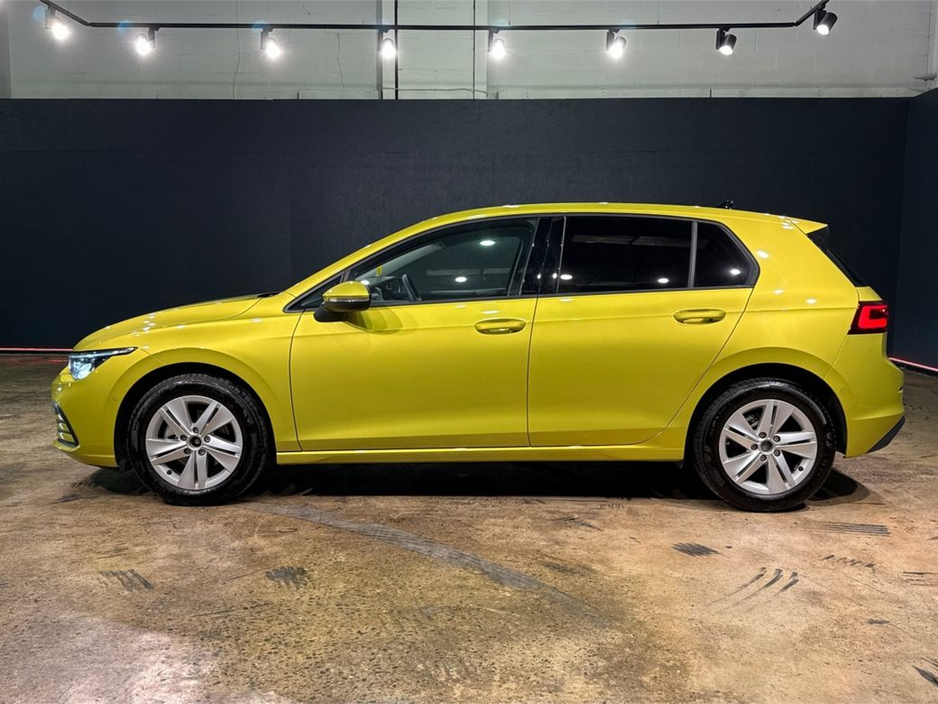 2024 Volkswagen Golf - image 6