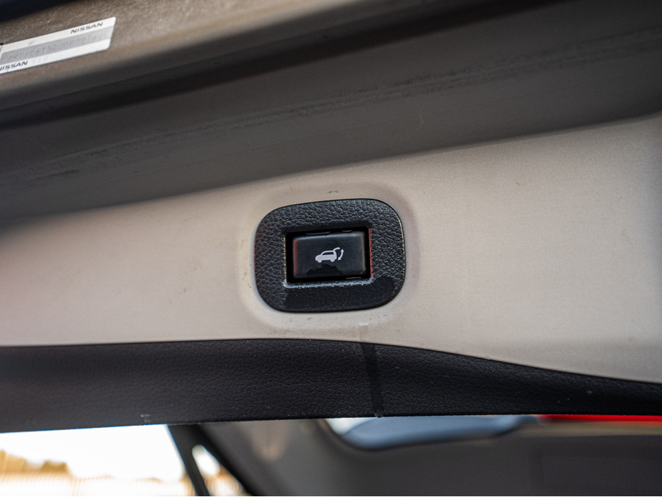 2016 Nissan X-Trail 162 X-Trail 1.6d 7-seater/FSH/High spec/1yr warran €15,888