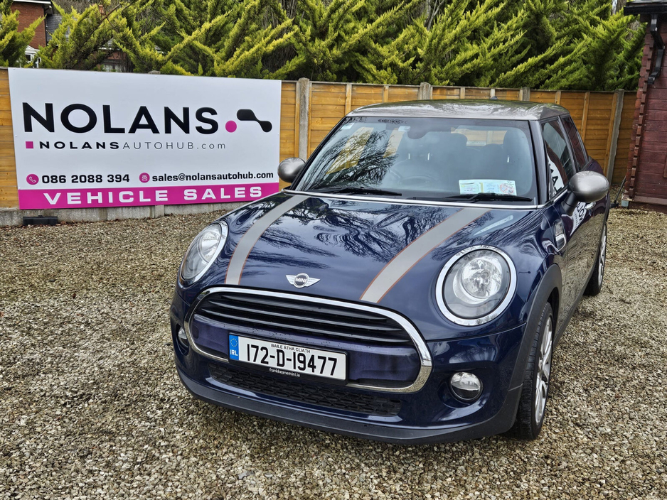 2017 MINI Hatch - image 16