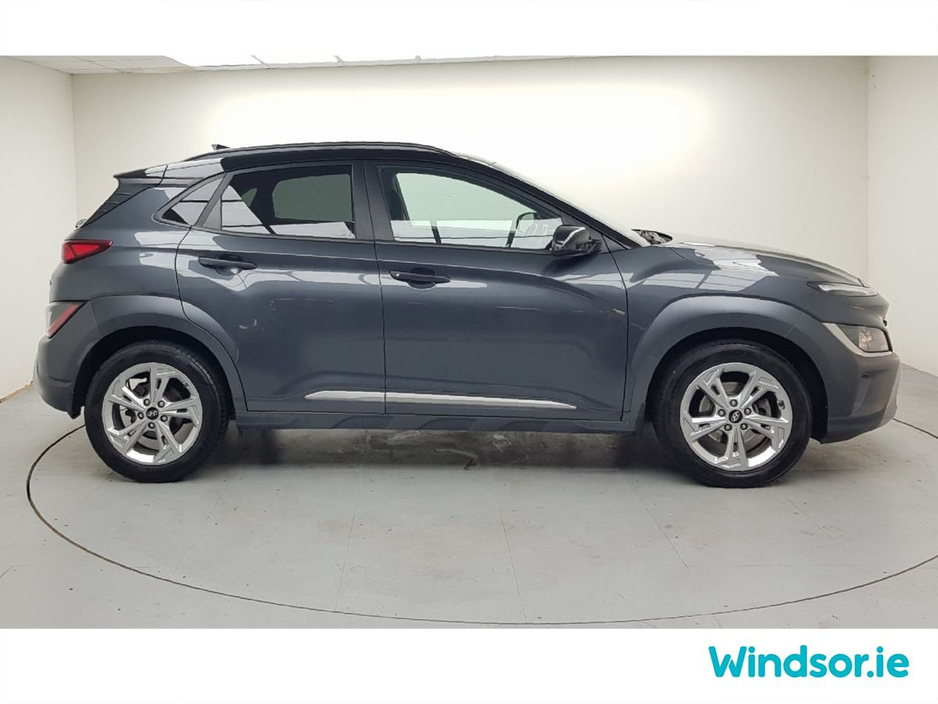 2022 Hyundai Kona - image 12