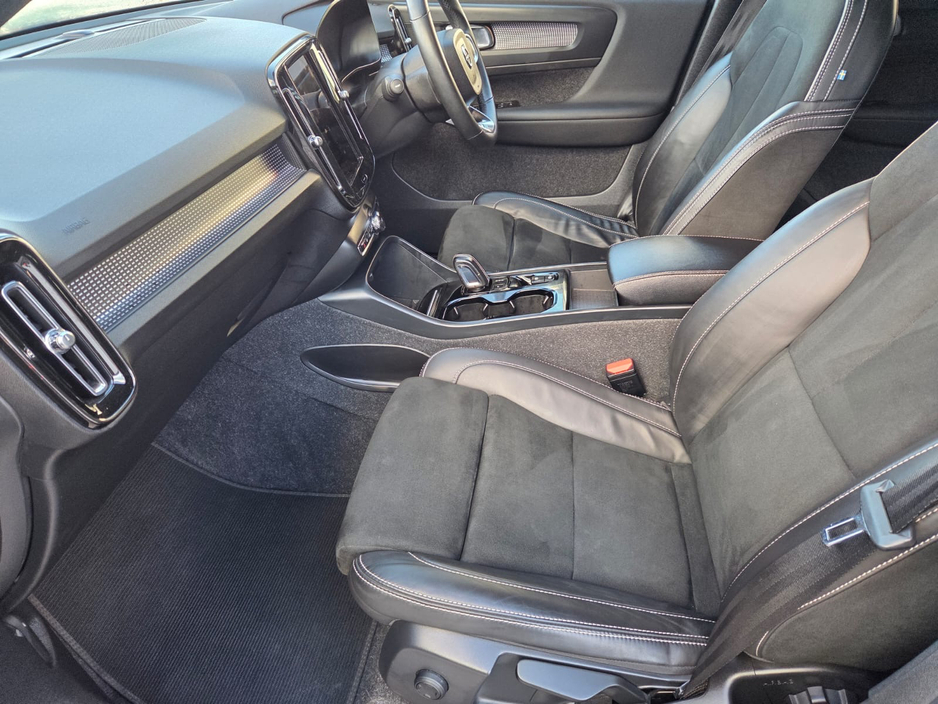 2022 Volvo XC40 R-DESIGN T4 RECHARGE €27,950