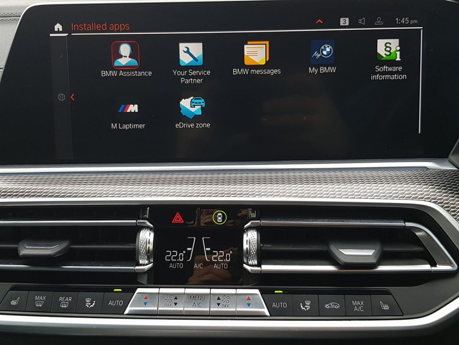 2022 BMW X5 xDrive45e xLine €63,995