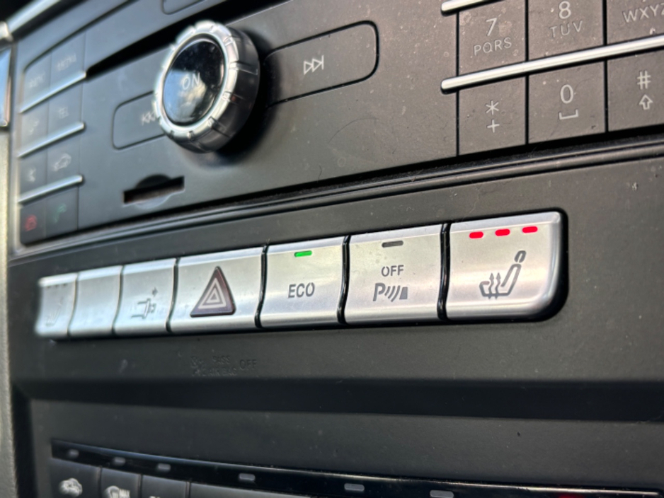 2015 Mercedes-Benz E Class - image 8