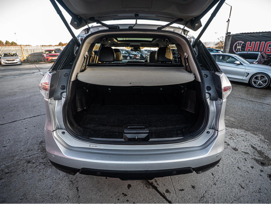 2016 Nissan X-Trail 162 X-Trail 1.6d 7-seater/FSH/High spec/1yr warran €15,888