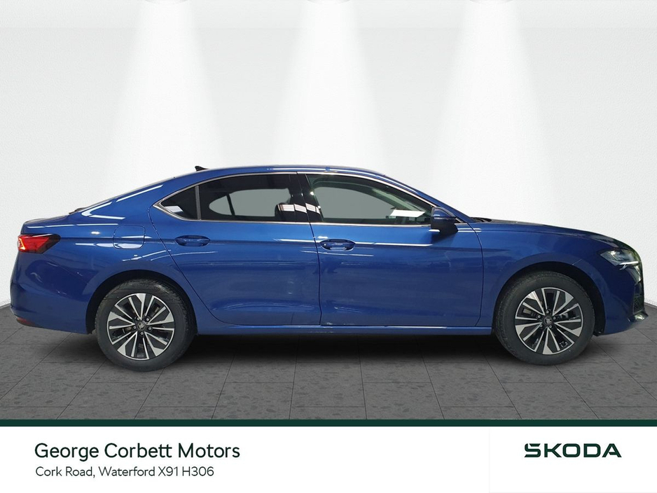 2026 Skoda Superb - image 6